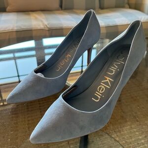 Calvin Klein Gayle Pump - Blue Suede